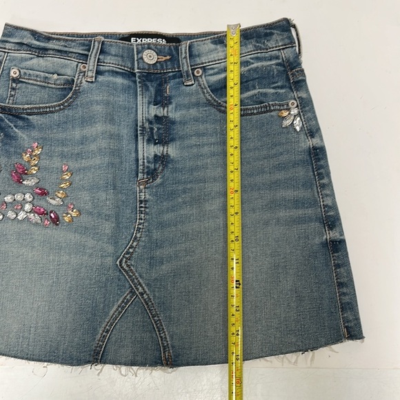 Express Rhinestone Embellished Denim Skirt Size 2 - Picture 8 of 8